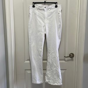 White AE jeans perfect condition wore once